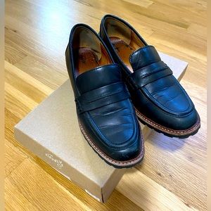 The Corinne Lugsole Loafter in True Black - Women’s 7.5